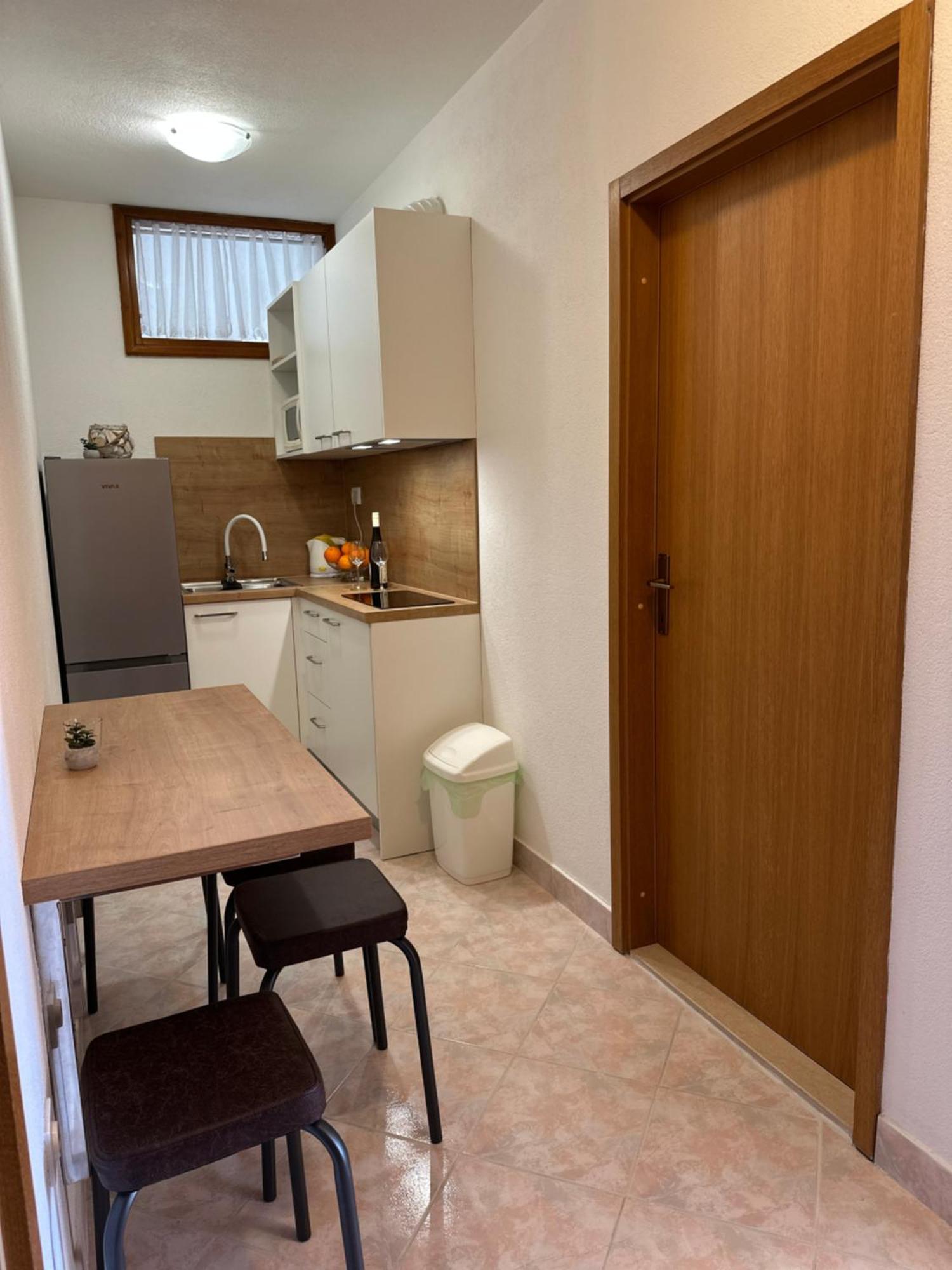 Apartmani Jurica I Ankica Brela Dış mekan fotoğraf